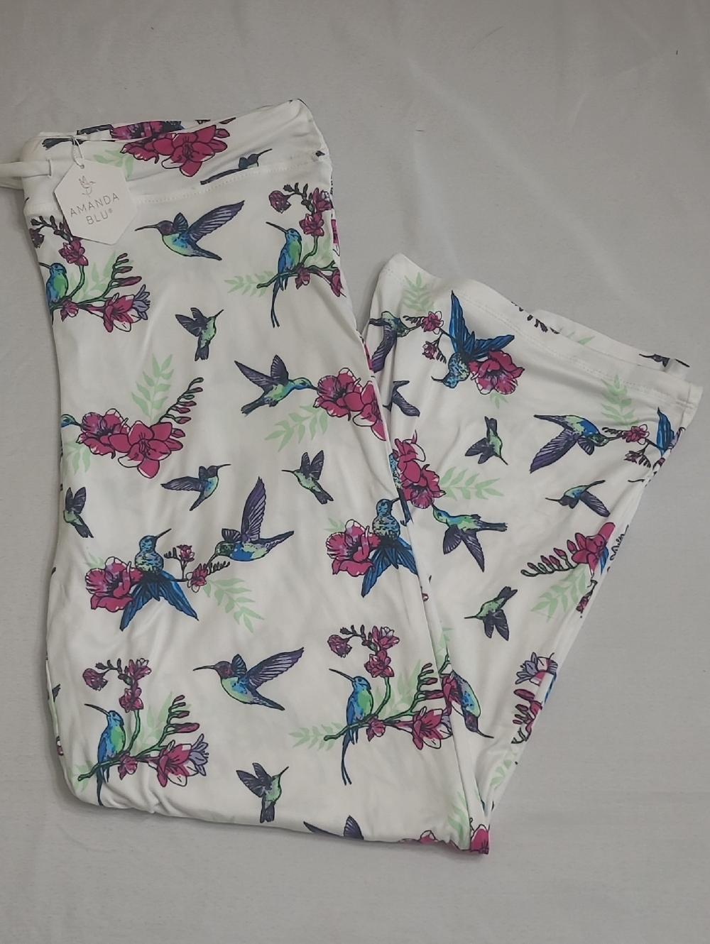 Amanda Blu Hummingbird PJ Pants. Medium. NWT!